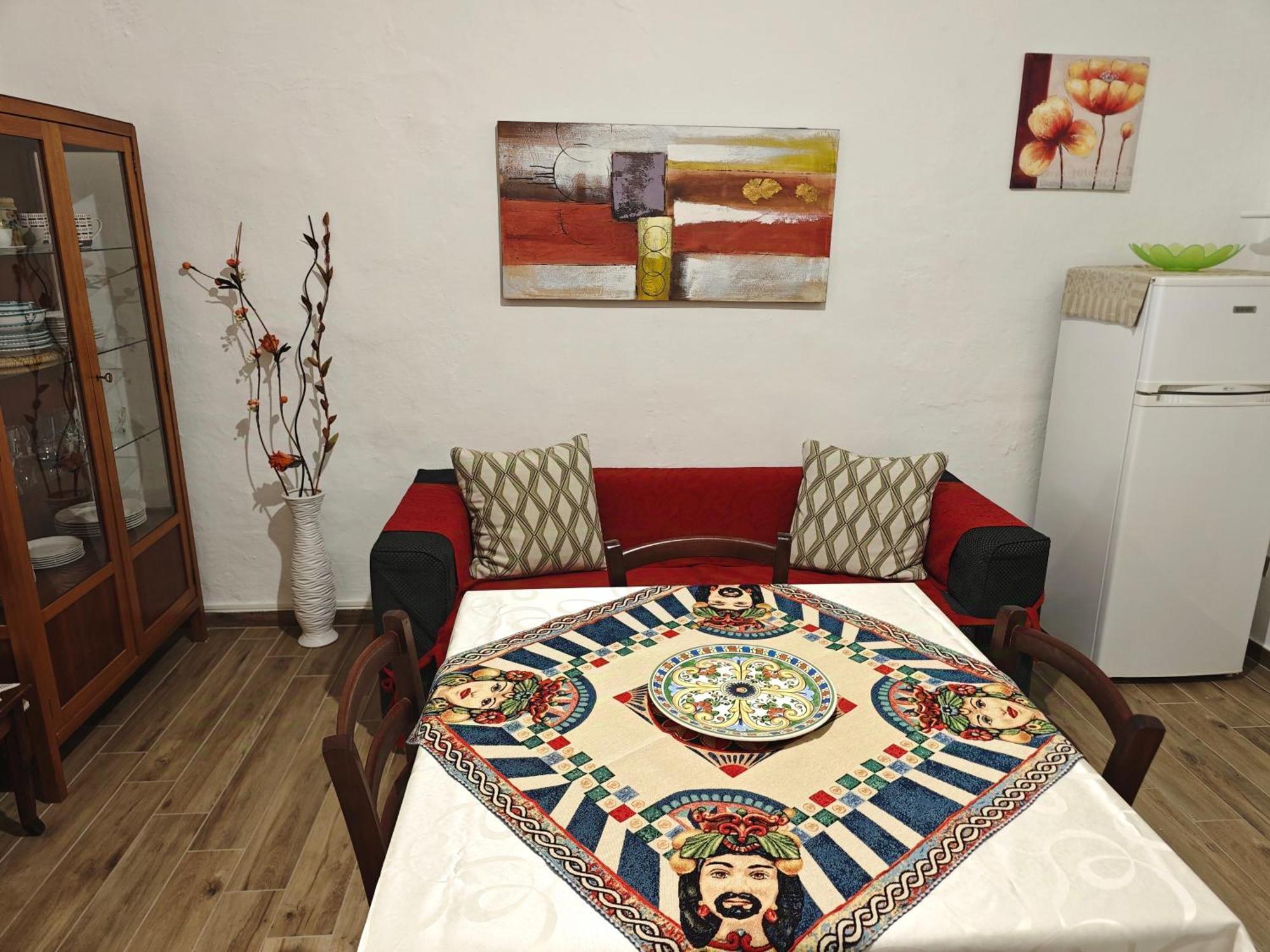 Appartamenti Piazza Vittorio Trapani Habitación foto